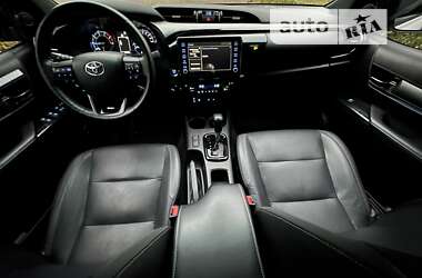 Пікап Toyota Hilux 2022 в 
