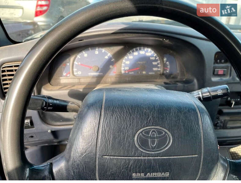 Пікап Toyota Hilux 1998 в Запоріжжі