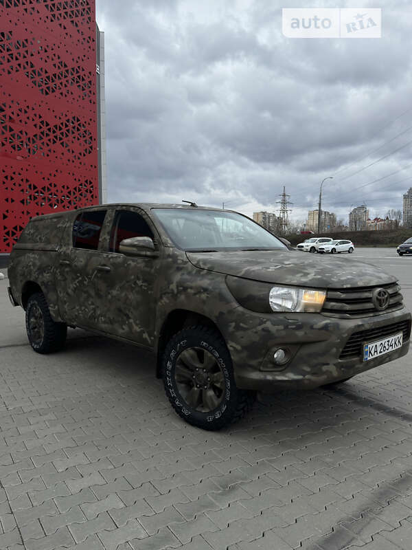 Пикап Toyota Hilux 2017 в Киеве