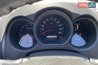 Пікап Toyota Hilux 2011 в 