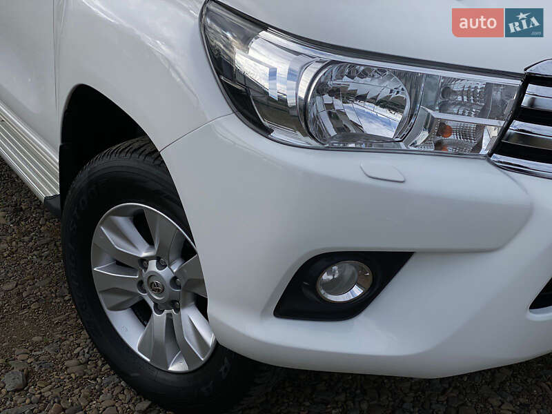 Пикап Toyota Hilux 2017 в Ужгороде