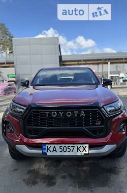 Пікап Toyota Hilux 2023 в Києві