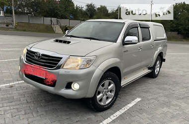 Пикап Toyota Hilux 2014 в Черновцах