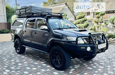 Пикап Toyota Hilux 2012 в Тересве