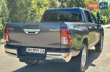 Пикап Toyota Hilux 2015 в 