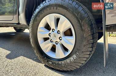 Пикап Toyota Hilux 2015 в 