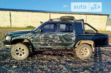 Пікап Toyota Hilux 2002 в Черкасах