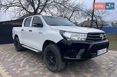 Пікап Toyota Hilux 2017 в Кропивницькому