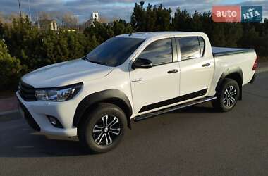 Пикап Toyota Hilux 2017 в Киеве