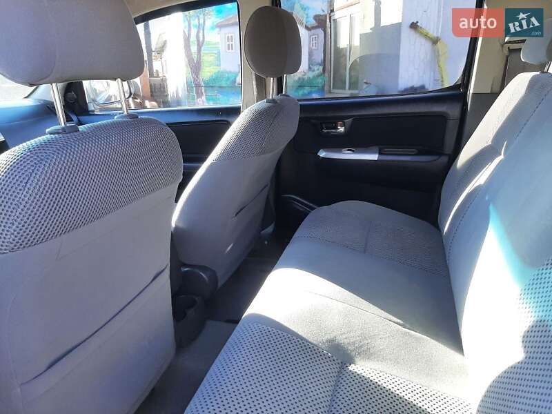 Пікап Toyota Hilux 2012 в Знам'янці