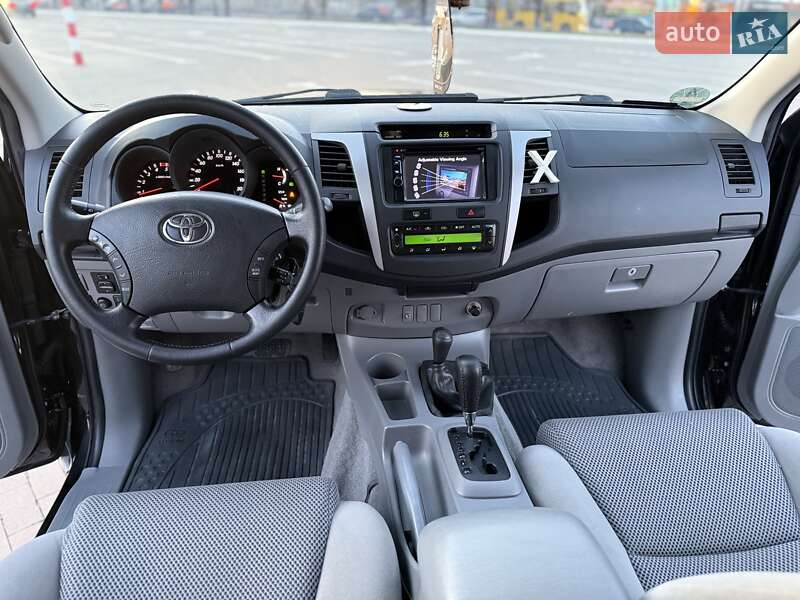 Toyota Hilux 2010