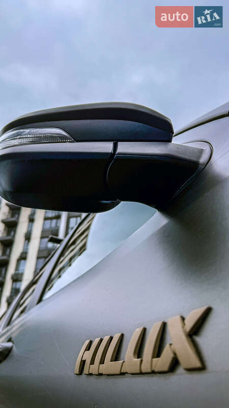 Пікап Toyota Hilux 2022 в Києві