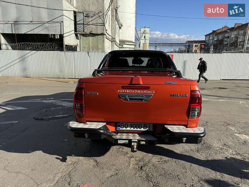 Пикап Toyota Hilux 2017 в Киеве