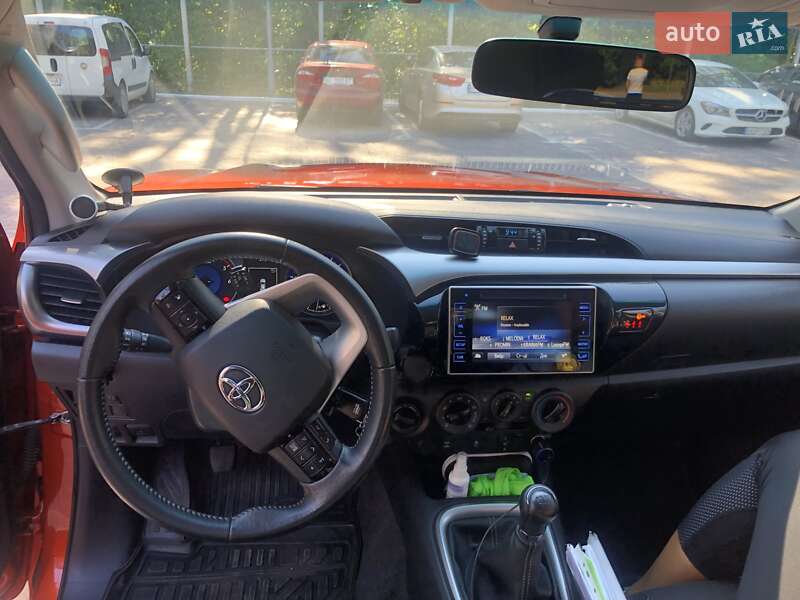 Пикап Toyota Hilux 2017 в Киеве