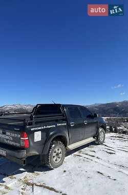 Пикап Toyota Hilux 2013 в Славском