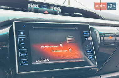 Пикап Toyota Hilux 2016 в 