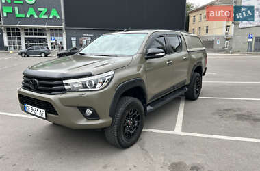Пікап Toyota Hilux 2016 в Дніпрі