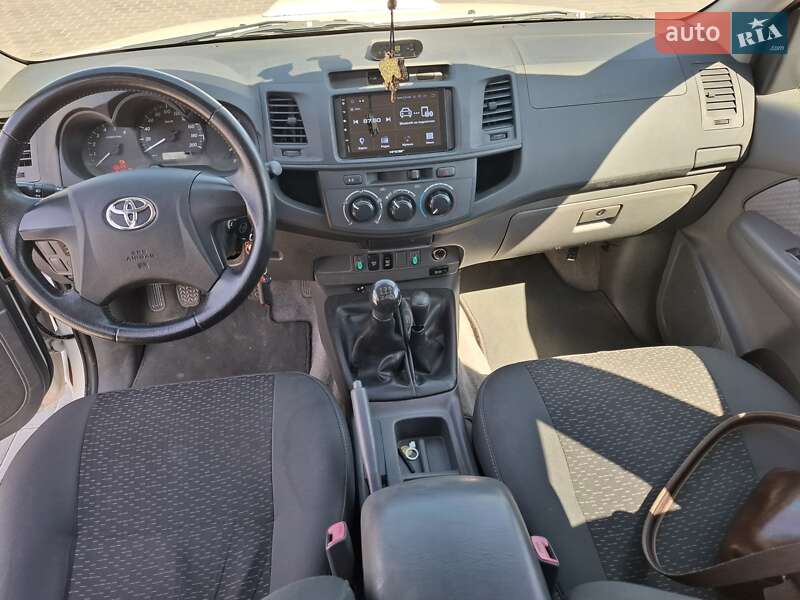 Пікап Toyota Hilux 2013 в Черкасах