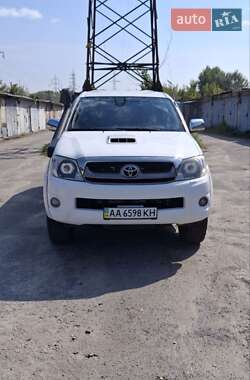 Пікап Toyota Hilux 2011 в Києві