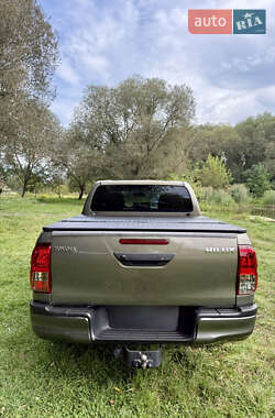 Пикап Toyota Hilux 2021 в 