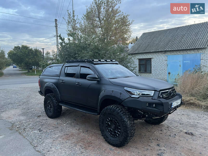 Toyota Hilux 2021