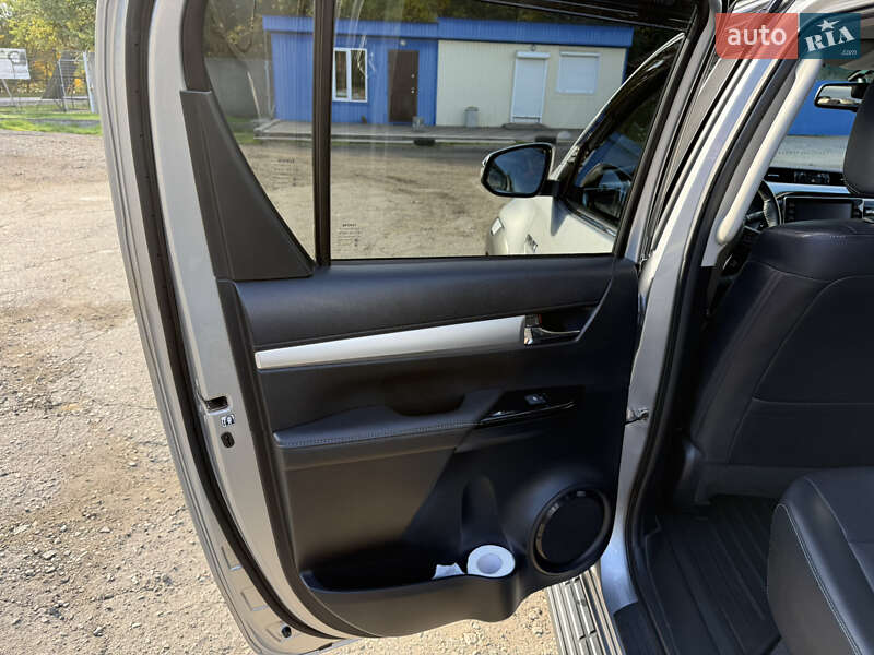 Пикап Toyota Hilux 2021 в Днепре