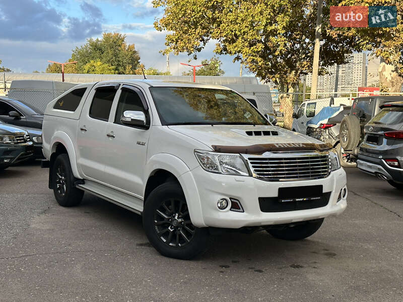 Toyota Hilux 2013