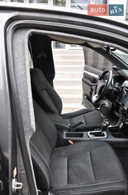 Пикап Toyota Hilux 2016 в 