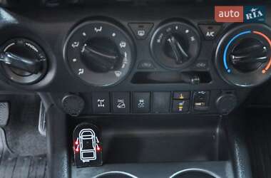 Пикап Toyota Hilux 2016 в 