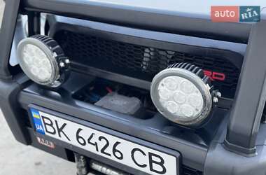 Пикап Toyota Hilux 2016 в 