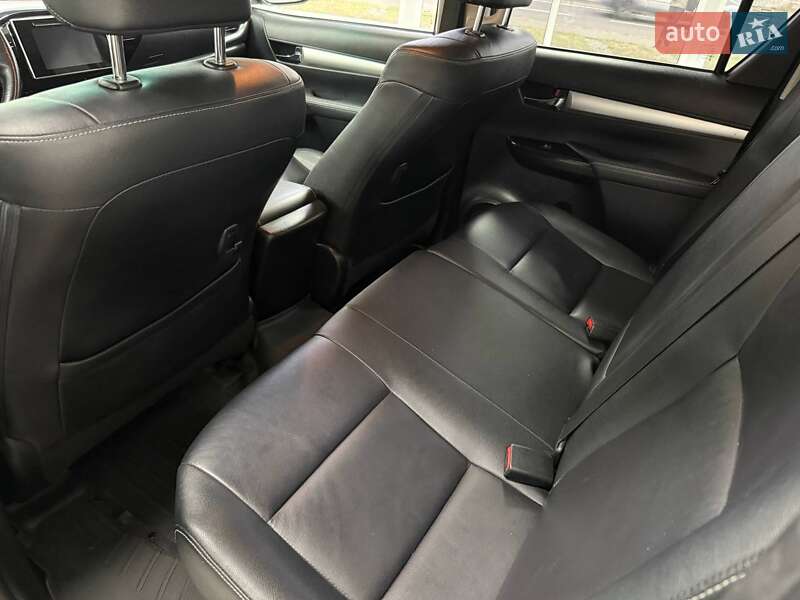 Пикап Toyota Hilux 2018 в Киеве фото 31 Пикап Toyota Hilux 2018 в Киеве