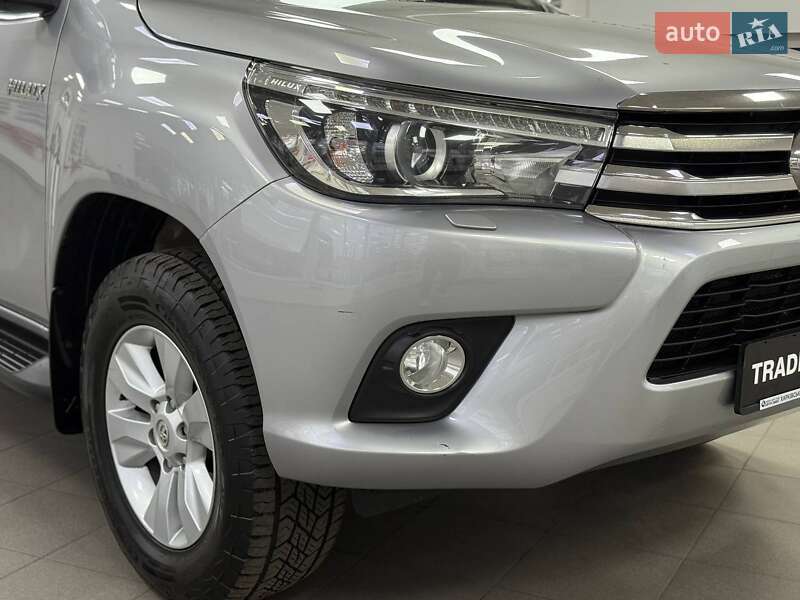 Пикап Toyota Hilux 2018 в Киеве фото 3 Пикап Toyota Hilux 2018 в Киеве