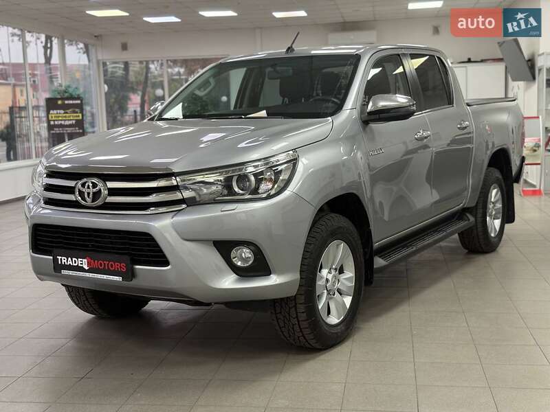 Пикап Toyota Hilux 2018 в Киеве фото 7 Пикап Toyota Hilux 2018 в Киеве