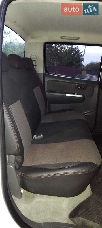 Пікап Toyota Hilux 2012 в Андрушівці