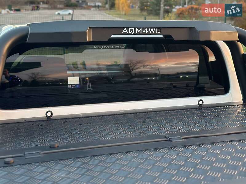 Пикап Toyota Hilux 2017 в Киеве