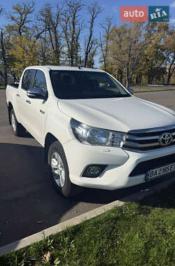 Пикап Toyota Hilux 2017 в Николаеве