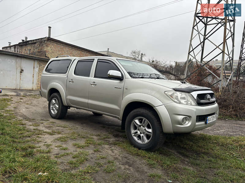 Пикап Toyota Hilux 2009 в Киеве фото 2 Пикап Toyota Hilux 2009 в Киеве