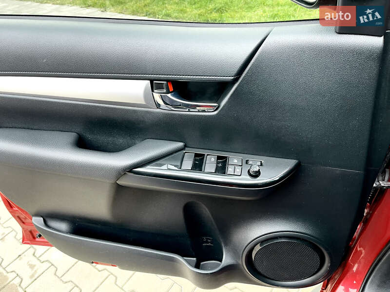 Пикап Toyota Hilux 2018 в Киеве