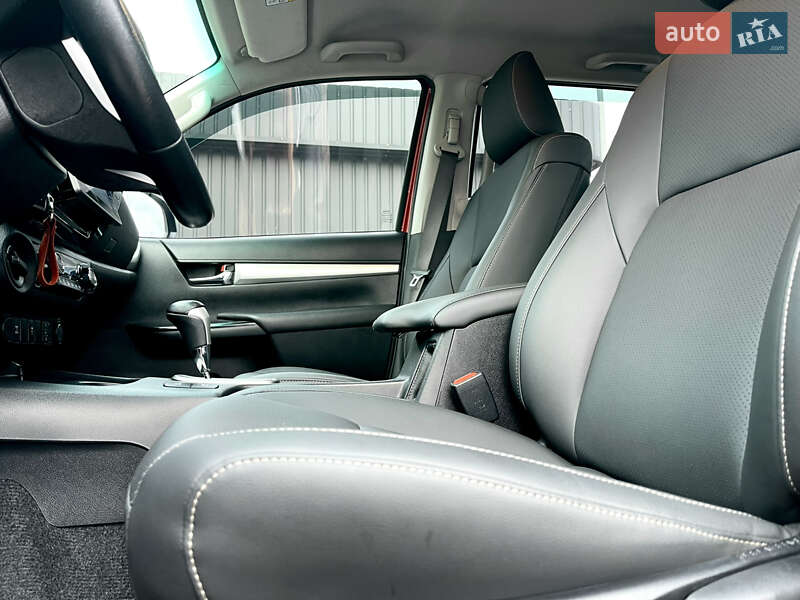 Пикап Toyota Hilux 2018 в Киеве