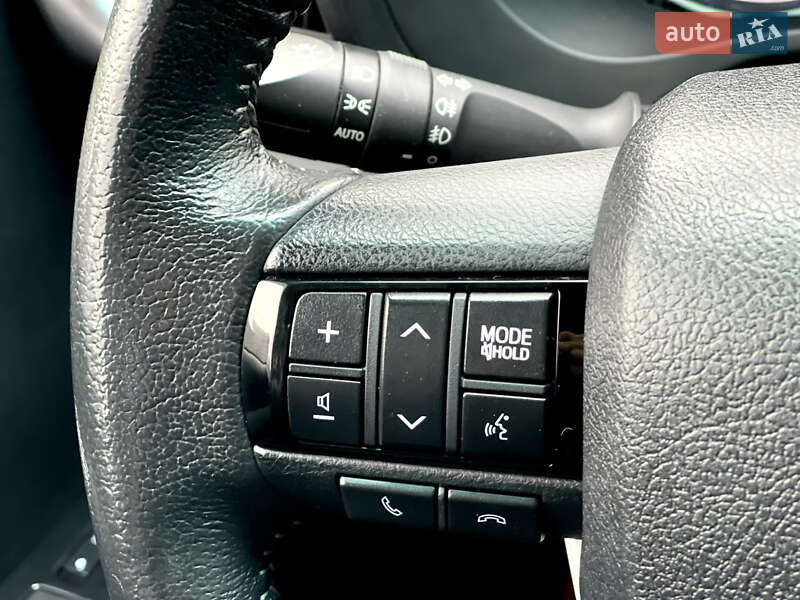 Пикап Toyota Hilux 2018 в Киеве