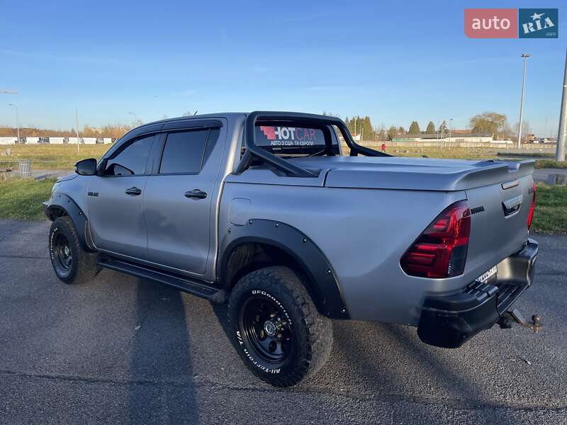 Пикап Toyota Hilux 2016 в Львове