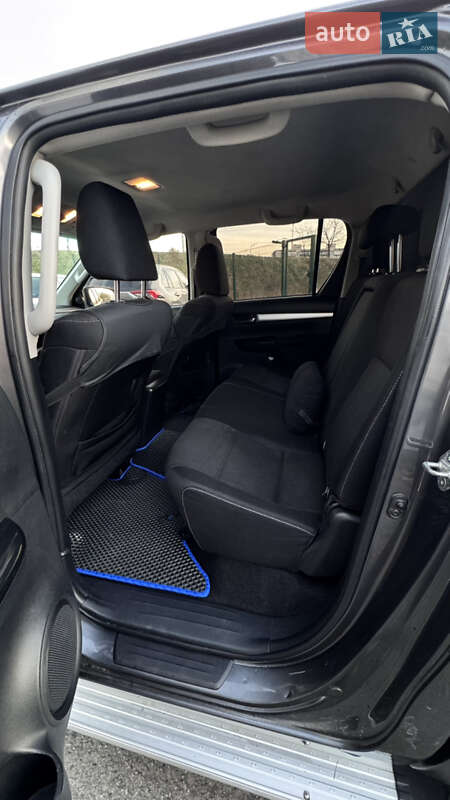 Пикап Toyota Hilux 2017 в Киеве