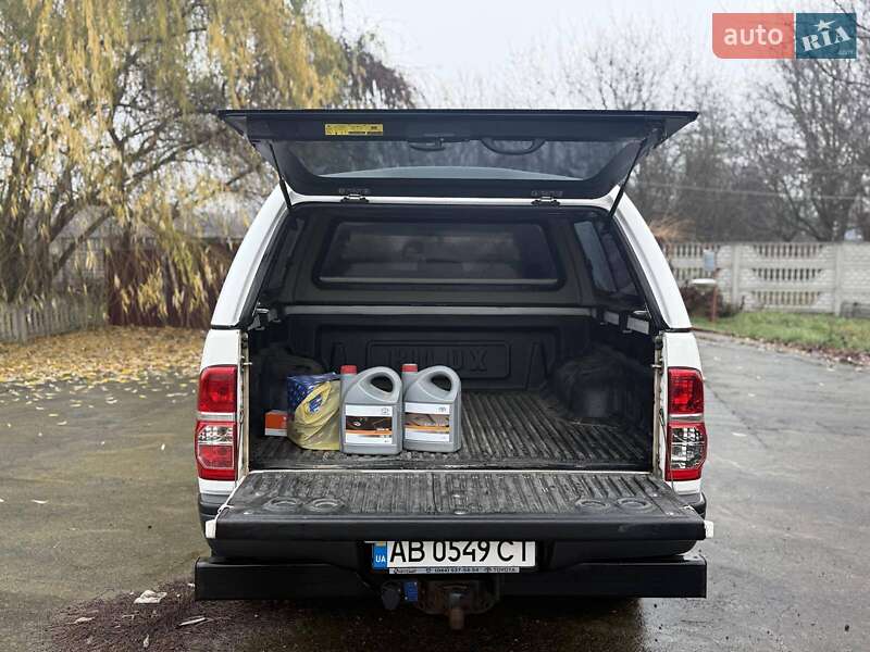 Пикап Toyota Hilux 2014 в Виннице