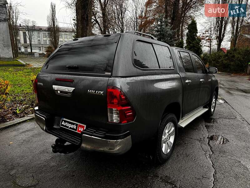 Пикап Toyota Hilux 2017 в Киеве