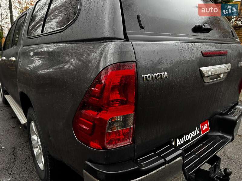 Пикап Toyota Hilux 2017 в Киеве