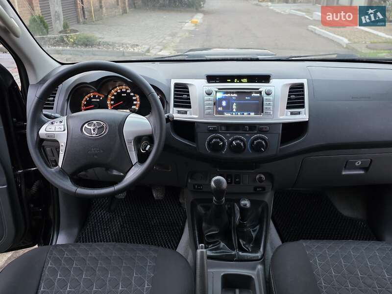 Пикап Toyota Hilux 2012 в Одессе