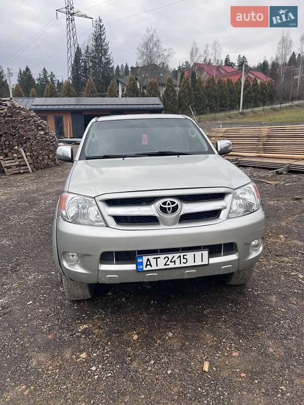 Пикап Toyota Hilux 2006 в Славском