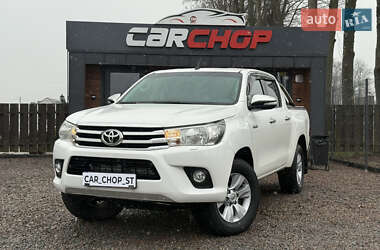 Пикап Toyota Hilux 2016 в Стрые