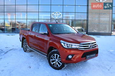 Пікап Toyota Hilux 2016 в Черкасах