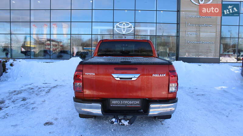 Пикап Toyota Hilux 2016 в Черкассах